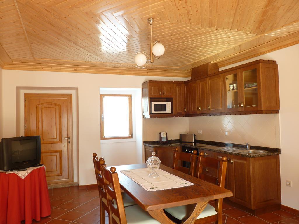 Refugio Da Ti Maria Villa Batalha Bilik gambar